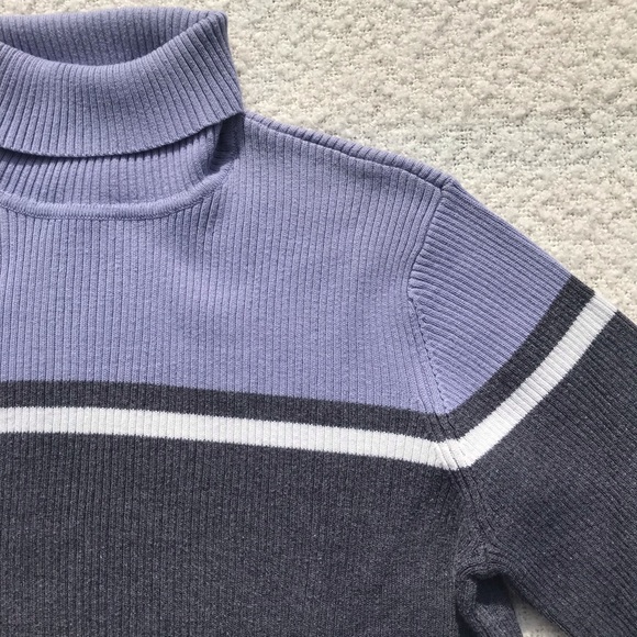 Vintage Striped Sweater - Picture 4 of 4